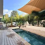 Villa Bord De Avec Piscine Et Jardin Tropical - Seaside With Pool And Tropical Garden Fréjus