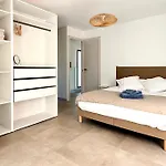 Bord De Avec Piscine Et Jardin Tropical - Seaside With Pool And Tropical Garden * Fréjus