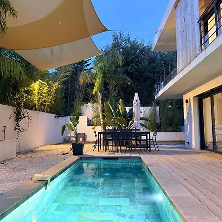 Villa Bord De Avec Piscine Et Jardin Tropical - Seaside With Pool And Tropical Garden