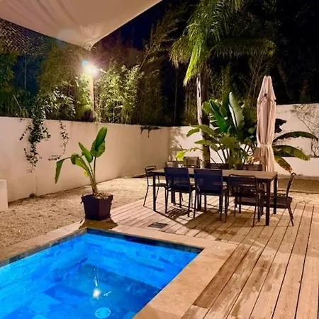 Vila Bord De Avec Piscine Et Jardin Tropical - Seaside With Pool And Tropical Garden Fréjus