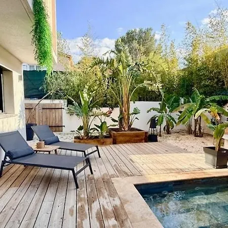 Bord De Avec Piscine Et Jardin Tropical - Seaside With Pool And Tropical Garden * Fréjus